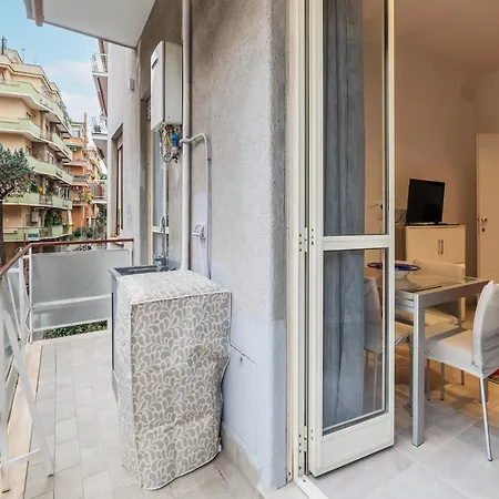 Guesthost - Monteverde Quattro Venti Apartment Rome